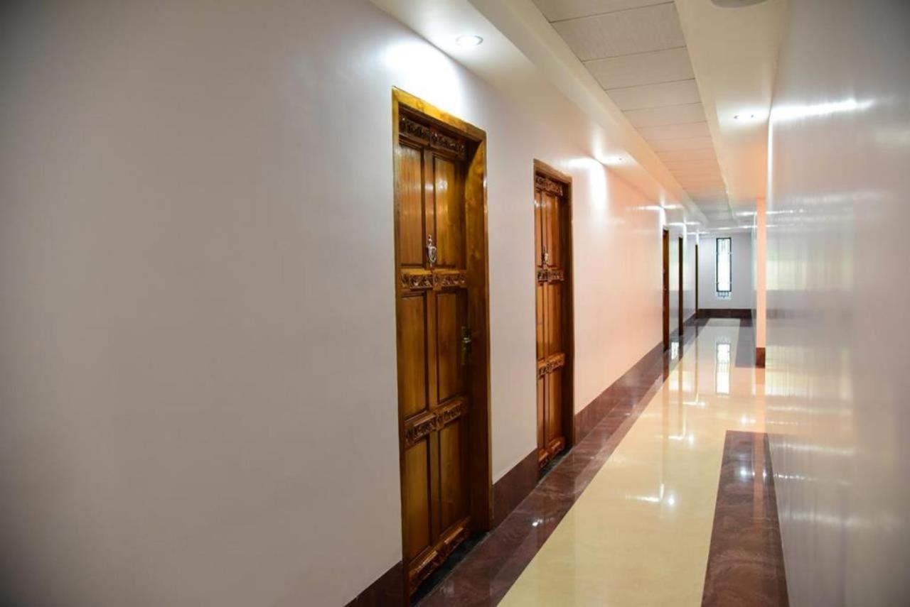 Hotel Chembiyan Pudukkottai Dış mekan fotoğraf